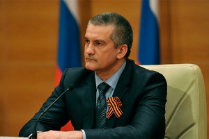 Аксенов отказался расставаться с Поклонской Аксенов отказался расставаться с Поклонской