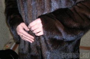 За интрижку житель Брянска расплатился… шубой жены