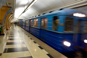 Родившей в метро москвичке подарили проездной Родившей в метро москвичке подарили проездной