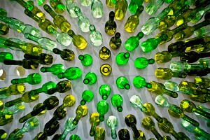 Магазины обяжут принимать бутылки Магазины обяжут принимать бутылки