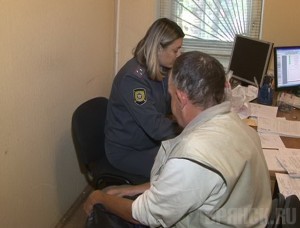 47-летний бомж осквернил могилы на кладбище в Брянске Подозреваемый