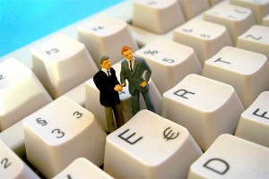 Чиновников посадят за российские компьютеры Чиновников посадят за российские компьютеры