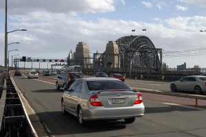 Жена сбила мужа из-за секса со школьницей Жена сбила мужа из-за секса со школьницей