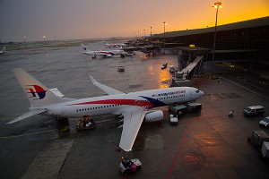 Аэропорт в Малайзии уходит под землю Аэропорт в Малайзии уходит под землю