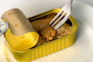 Москва запретила консервы из Латвии Москва запретила консервы из Латвии