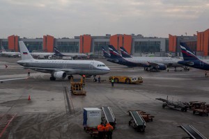 Ненастье в Москве привело к авиаколлапсу Ненастье в Москве привело к авиаколлапсу