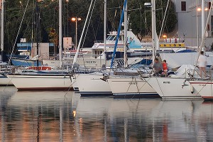 В Баку угнали яхту миллионера В Баку угнали яхту миллионера