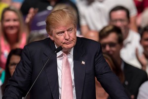 Трамп пообещал подружиться с Путиным Трамп пообещал подружиться с Путиным