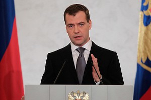 Медведев пригрозил Сбербанку Медведев пригрозил Сбербанку