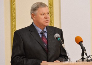 Директор департамента ТЭК и ЖКХ отдан под суд Николай Борисов