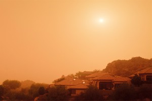 Иран изнывает от 74-градусной жары Иран изнывает от 74-градусной жары