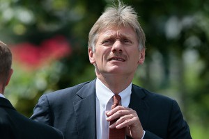 Песков усиленно работает в медовый месяц Песков усиленно работает в медовый месяц