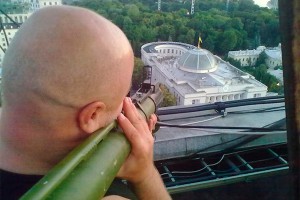 Стрелок целился в Раду из гранатомета Стрелок целился в Раду из гранатомета