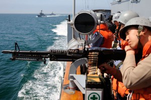 Ким Чен Ын перебросил спецназ в море Ким Чен Ын перебросил спецназ в море