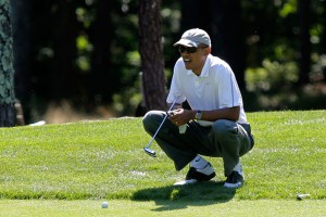 Обама тысячу часов президентства играл в гольф Обама тысячу часов президентства играл в гольф