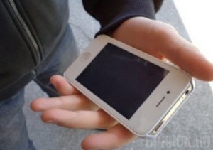 Уголовник вынес из квартиры собутыльника ценные вещи