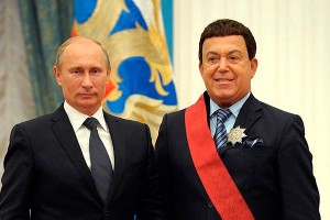 Путин помог Кобзону полететь лечиться в ЕС Путин помог Кобзону полететь лечиться в ЕС