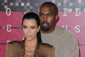 Накуренный муж Кардашьян идет в президенты Накуренный муж Кардашьян идет в президенты