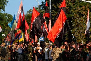 "Правый сектор" стягивает боевиков к Раде "Правый сектор" стягивает боевиков к Раде