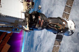 "Союз" уклонился от японской ракеты "Союз" уклонился от японской ракеты