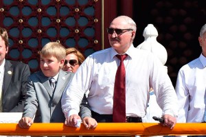 Сын Лукашенко покорил китайцев Сын Лукашенко покорил китайцев