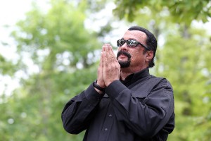 Стивен Сигал дал имя леопарду Стивен Сигал дал имя леопарду