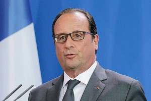 Олланд отказался приютить беженцев Олланд отказался приютить беженцев