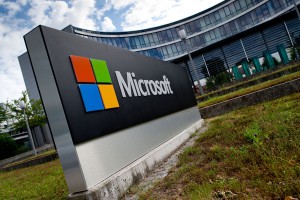Microsoft и Apple отказали властям США Microsoft и Apple отказали властям США