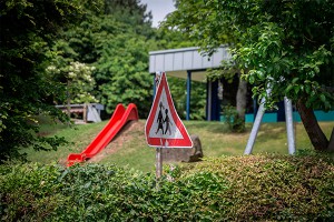 Британцы шокированы побегом россиян из детсада Британцы шокированы побегом россиян из детсада