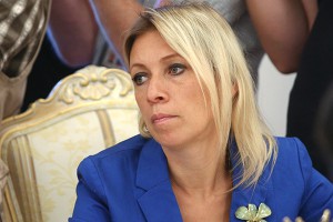 МИД показал Порошенко "зеленых человечков" МИД показал Порошенко "зеленых человечков"