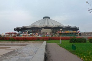 Падение воздушной гимнастки в Москве (видео) Падение воздушной гимнастки в Москве (видео)