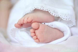 Из-за врачебной небрежности умерла новорожденная девочка