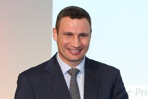 Кличко развеселил себя на конференции Кличко развеселил себя на конференции