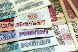 Рубль укрепился к доллару и евро Рубль укрепился к доллару и евро