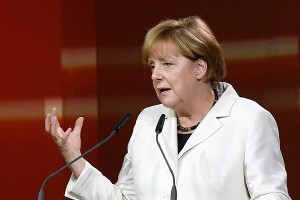 Меркель стала "беспомощной женщиной" Меркель стала "беспомощной женщиной"