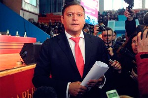 Добкин спасает семью от Киева Добкин спасает семью от Киева