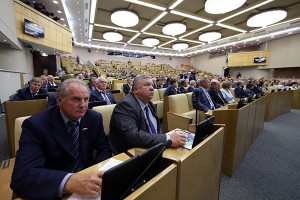 Госдума советует Минфину лучше искать деньги Госдума советует Минфину лучше искать деньги