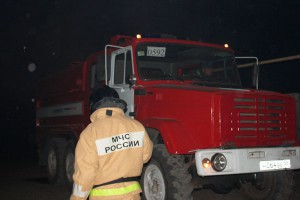 Сотни пенсионеров эвакуированы из-за пожара Сотни пенсионеров эвакуированы из-за пожара