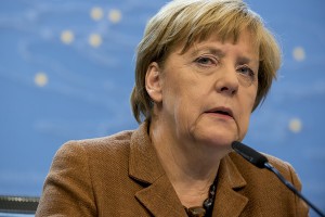 Рейтинг Меркель "скатился" вниз Рейтинг Меркель "скатился" вниз