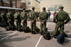 Новобранцы пойдут служить в "офисной" форме Новобранцы пойдут служить в "офисной" форме