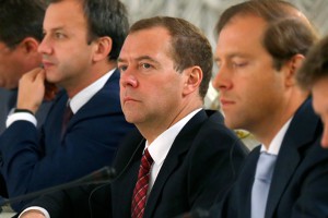 Медведев высказался о запрете доллара Медведев высказался о запрете доллара