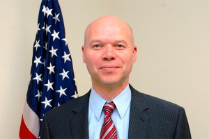 Консул США прикинулся мексиканцем Консул США прикинулся мексиканцем