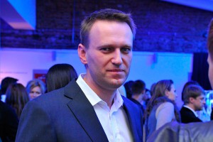 Навальный предпринял попытку бегства Навальный предпринял попытку бегства