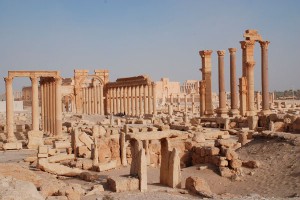 Как боевики "ИГ" воюют с древними памятниками Как боевики "ИГ" воюют с древними памятниками