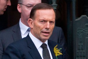 Эббот разгромил кабинет после отставки Эббот разгромил кабинет после отставки