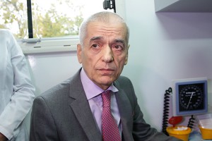 Онищенко спит по четыре часа в сутки Онищенко спит по четыре часа в сутки