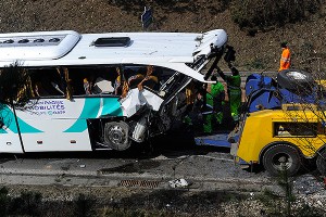 Во Франции полсотни человек сгорели в ДТП Во Франции полсотни человек сгорели в ДТП