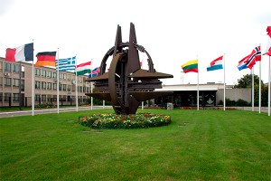 Восточная Европа просит НАТО усилить границы Восточная Европа просит НАТО усилить границы