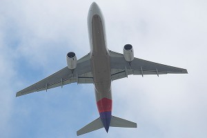 Пилот Airbus перед смертью звонил жене Пилот Airbus перед смертью звонил жене