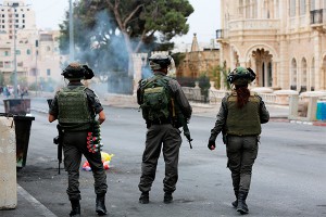 Спецназ прикинулся беременной и ее родней Спецназ прикинулся беременной и ее родней